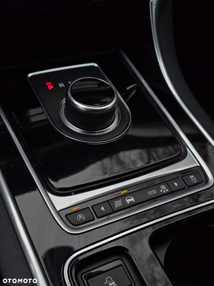 Jaguar XF 20d AWD Prestige - 29