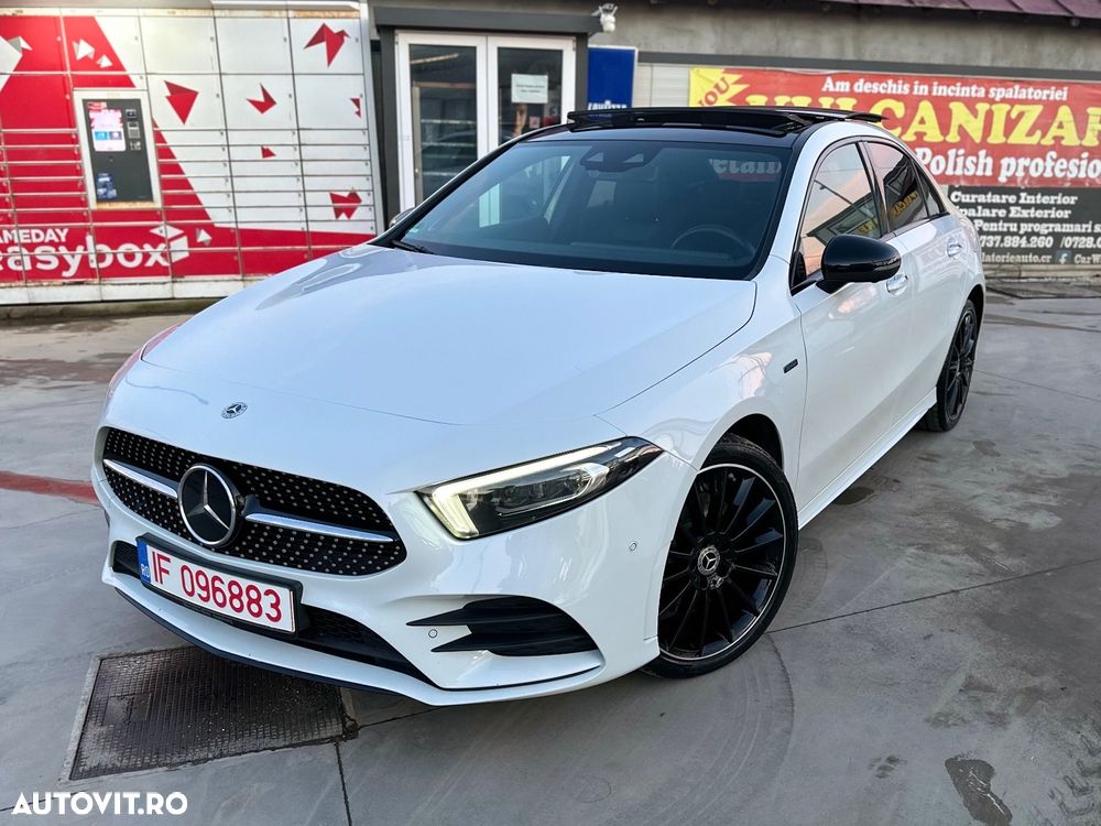 Mercedes-Benz A 250 e Sedan 8G-DCT AMG Line - 1