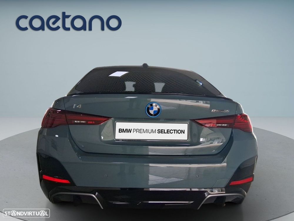 BMW i4 eDrive35 Edição Desportiva M - 7