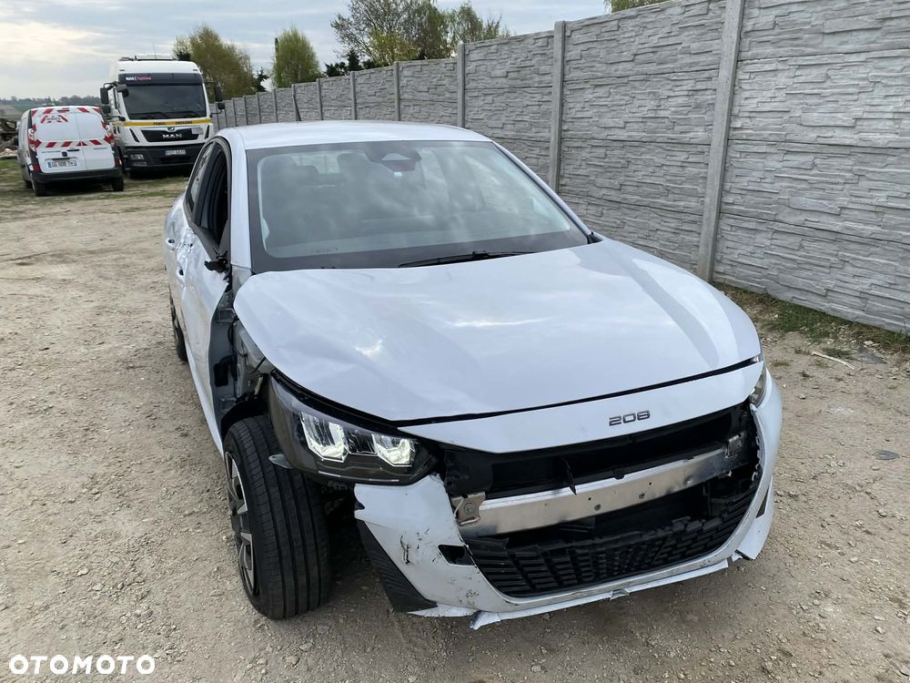 Peugeot 208 Elektromotor 156 Allure - 32