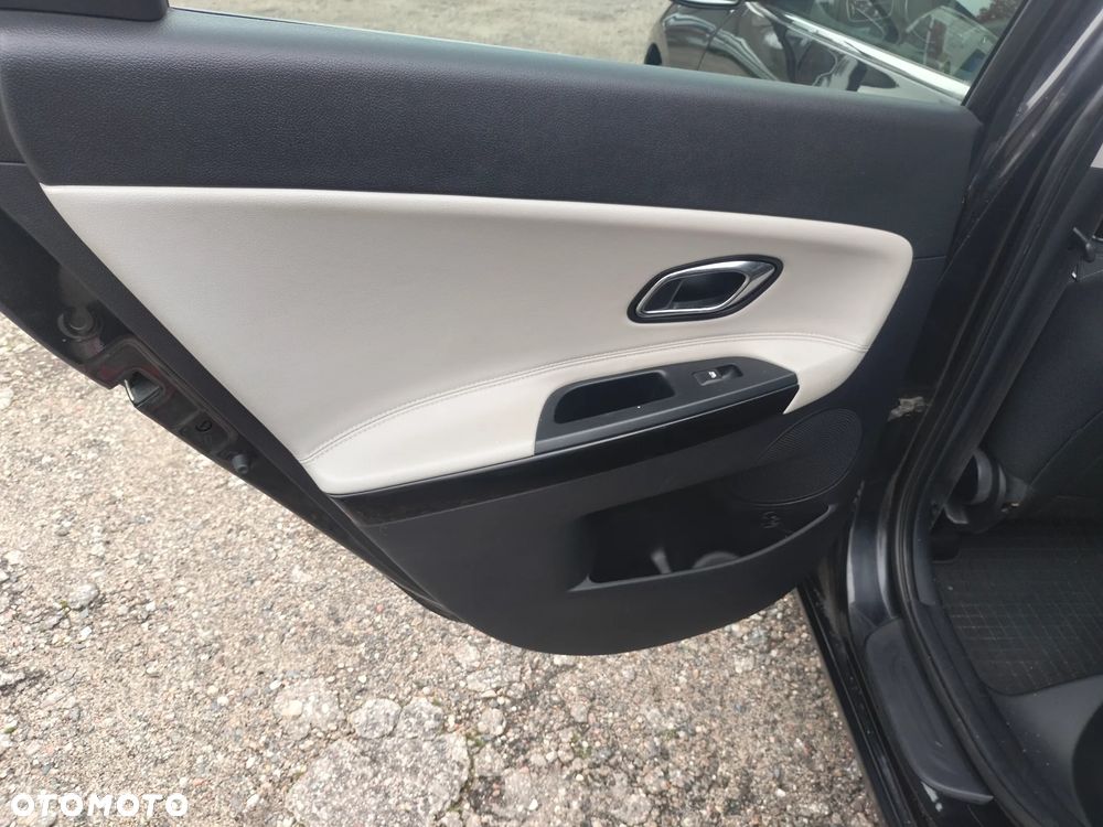 Kia Ceed - 22