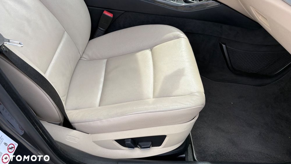 BMW Seria 5 520d - 31