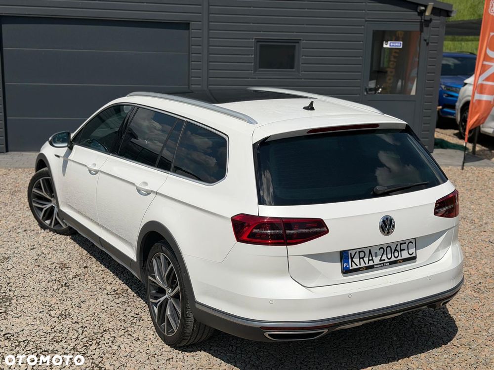 Volkswagen Passat Alltrack 2.0 TDI SCR 4Motion DSG - 12