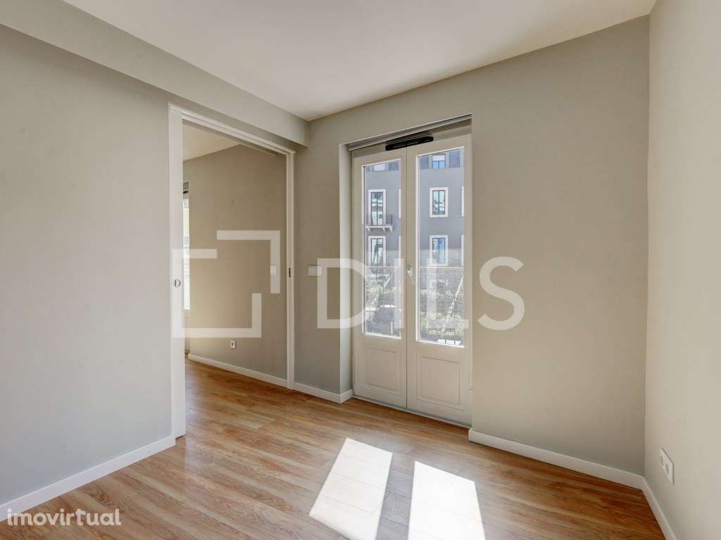 Apartamento T1 localizado junto à Av. da Liberdade - Grande imagem: 4/20