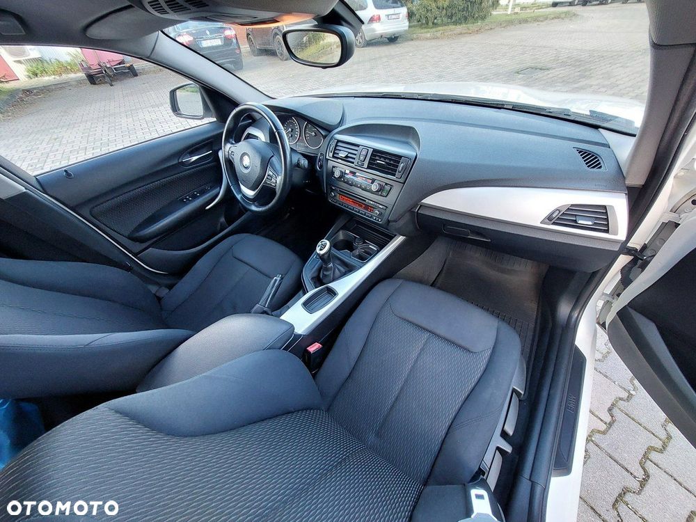 BMW Seria 1 114i - 20