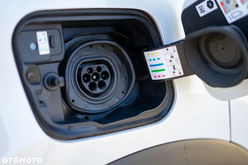 Renault Captur ver-1-6-e--tech-plug--in-intens - 20