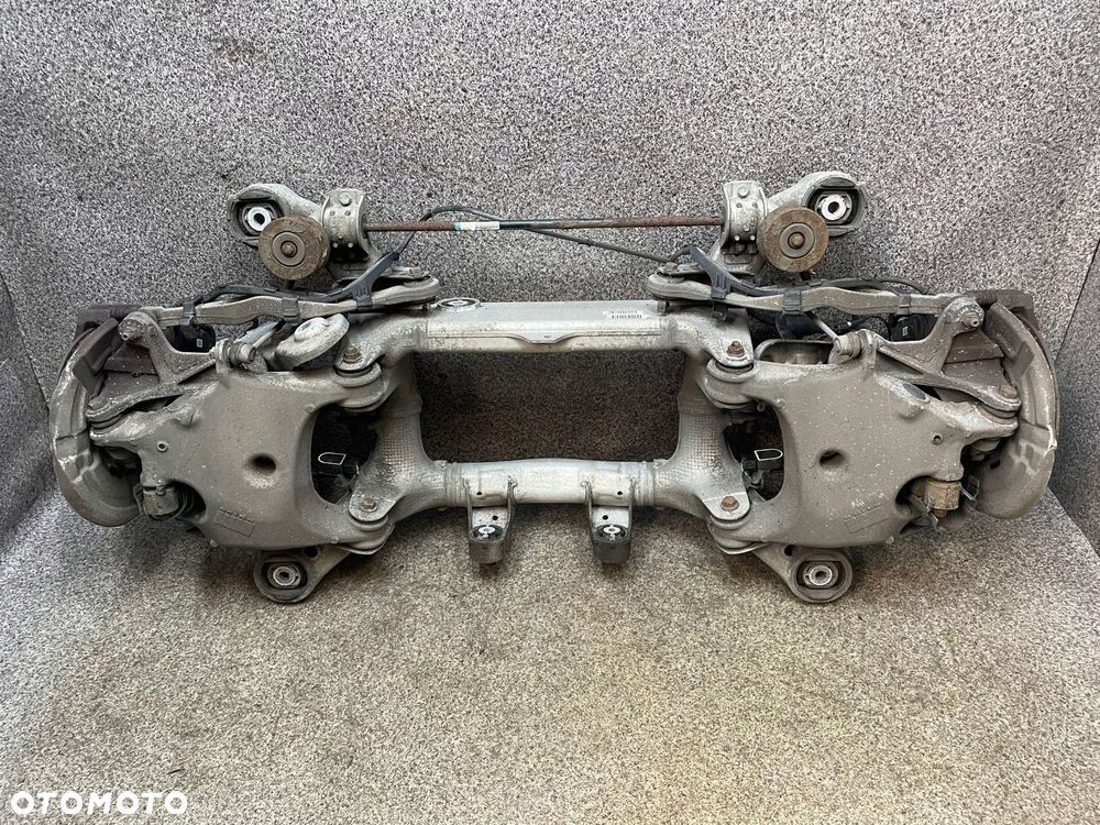 Belka wozek zawieszenie wahacze zaciski tarcze drazek tyl BMW F11 2.0D N47 - 7