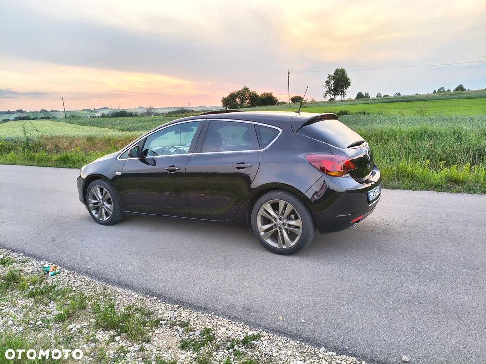 Opel Astra 1.4 T Sport - 8