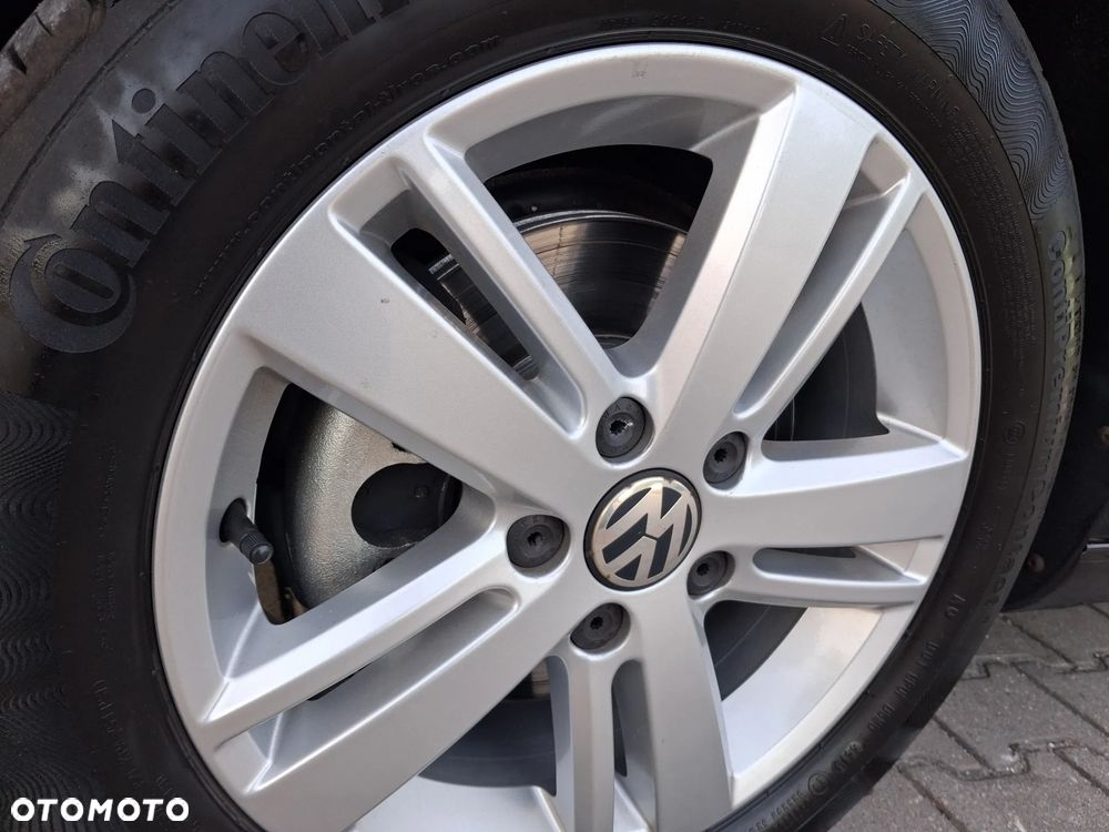 Volkswagen Touran 1.6 TDI DPF MATCH - 11