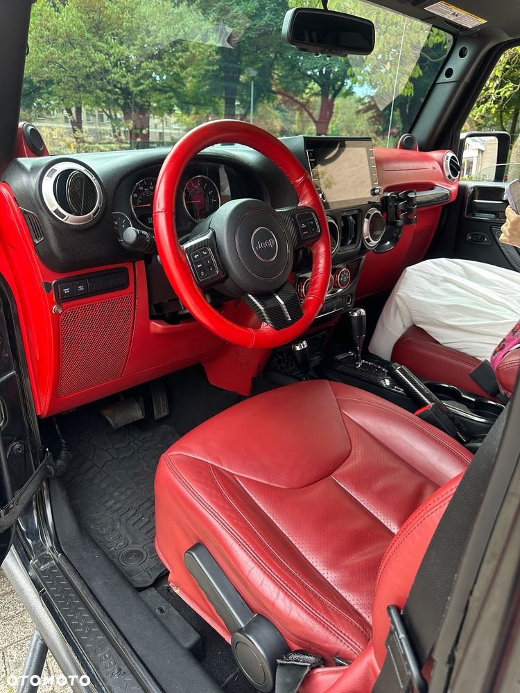 Jeep Wrangler 3.6 Unlim Rubicon X - 27