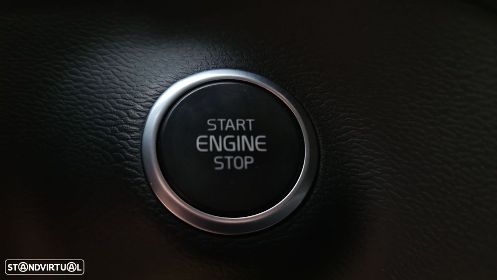 Volvo XC 40 1.5 T2 Momentum Plus - 17