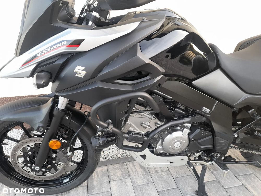 Suzuki V-STROM - 9