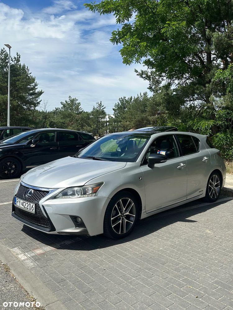 Lexus CT 200h F Sport - 2