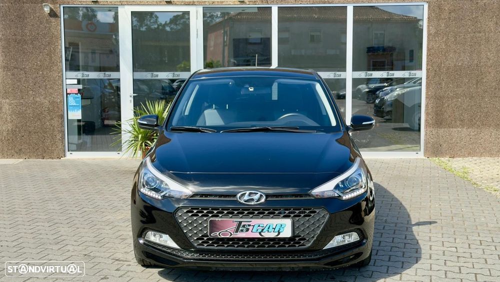 Hyundai i20 1.1 CRDi Comfort+Pack Look+JLL16 - 2