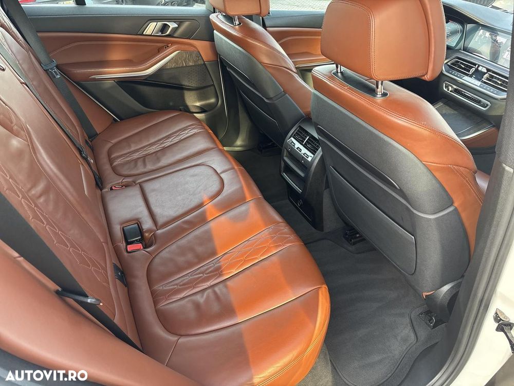 BMW X5 xDrive40i - 14