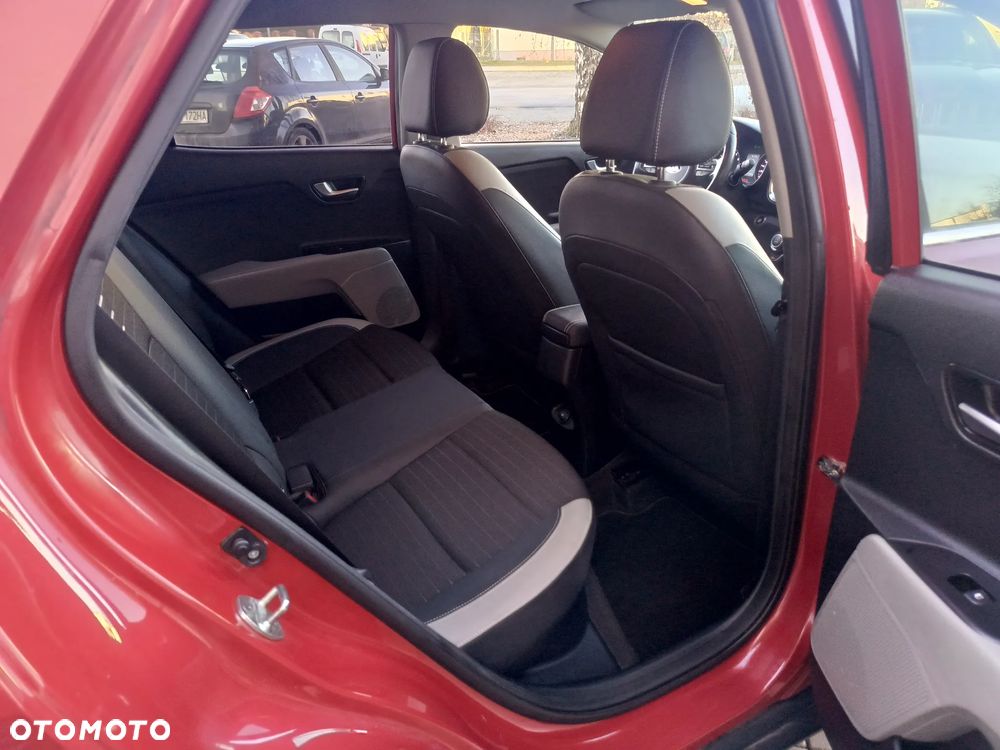 Kia Stonic 1.0 T-GDI 120 Platinum Edition - 14