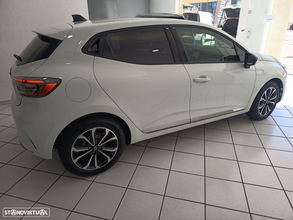 Renault Clio 1.0 TCe Evolution Bi-Fuel - 5