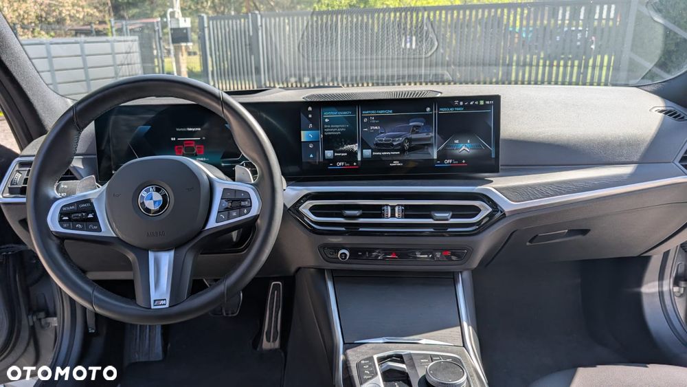 BMW Seria 3 330i xDrive M Sport - 6