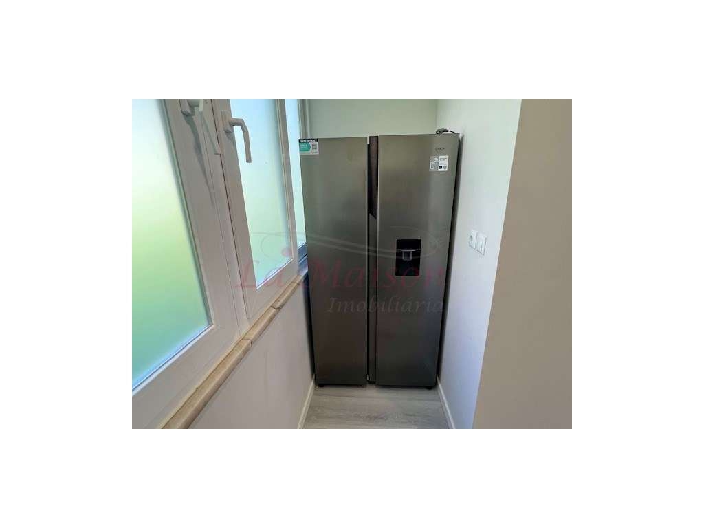 T2 Totalmente Remodelado em Benfica - Grande imagem: 4/18