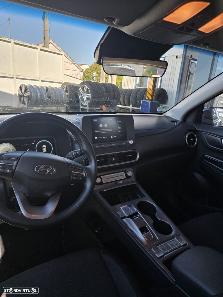 Hyundai Kauai Premium - 4