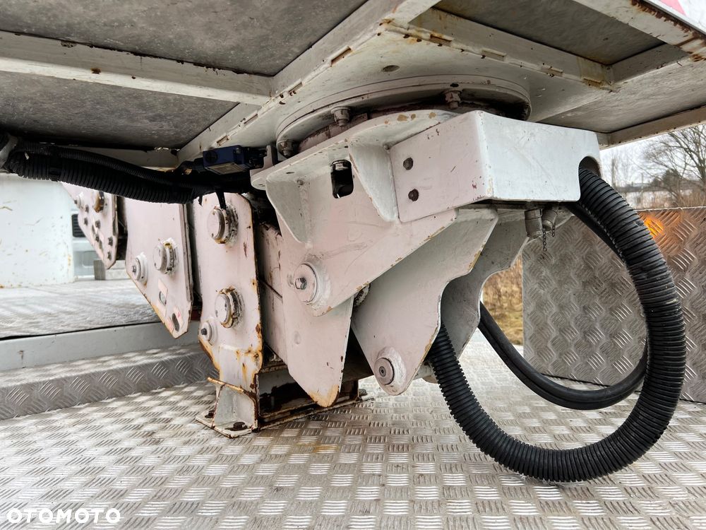 Iveco Eurocargo ML 120E18 - 25