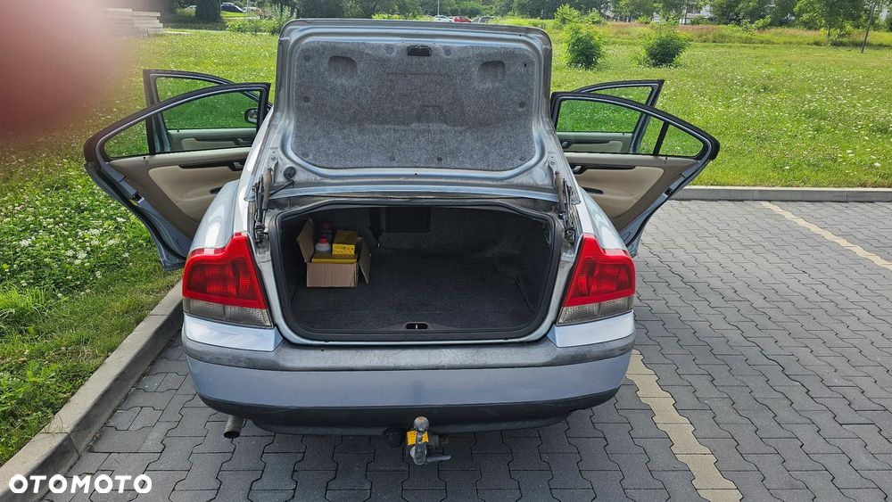 Volvo S60 2.4 Comfort - 3