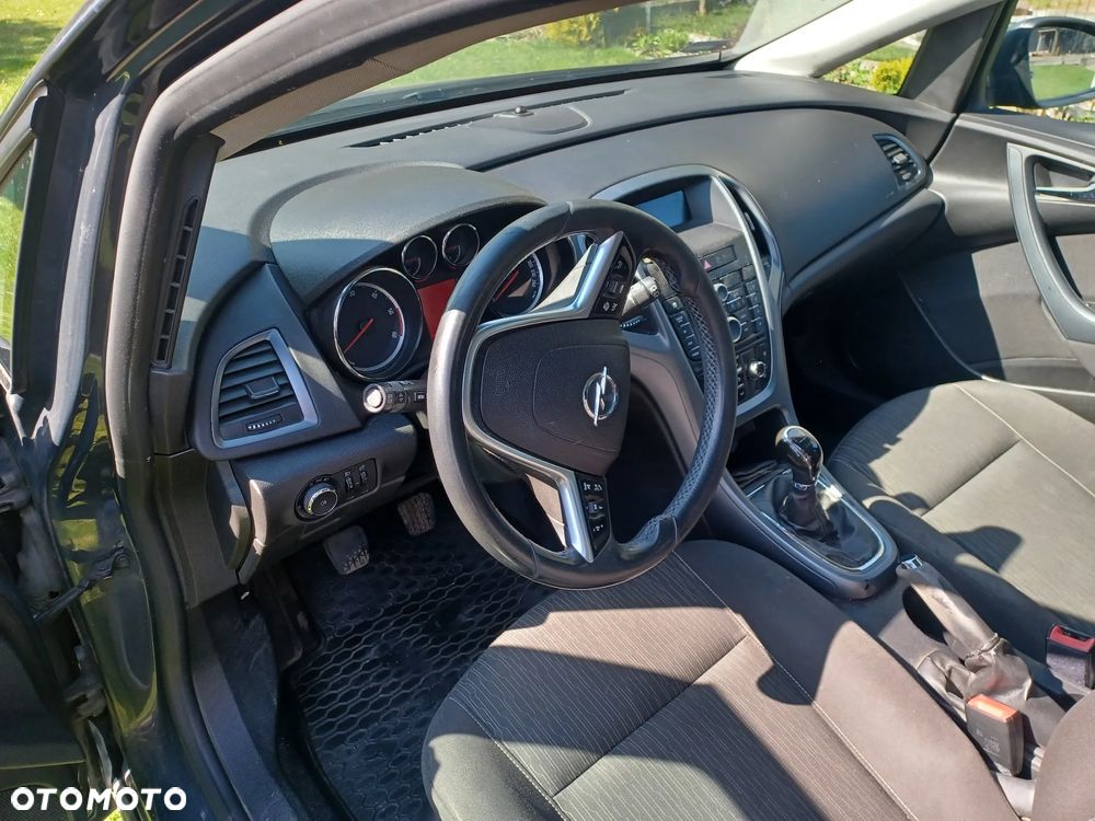 Opel Astra 1.7 CDTI - 4