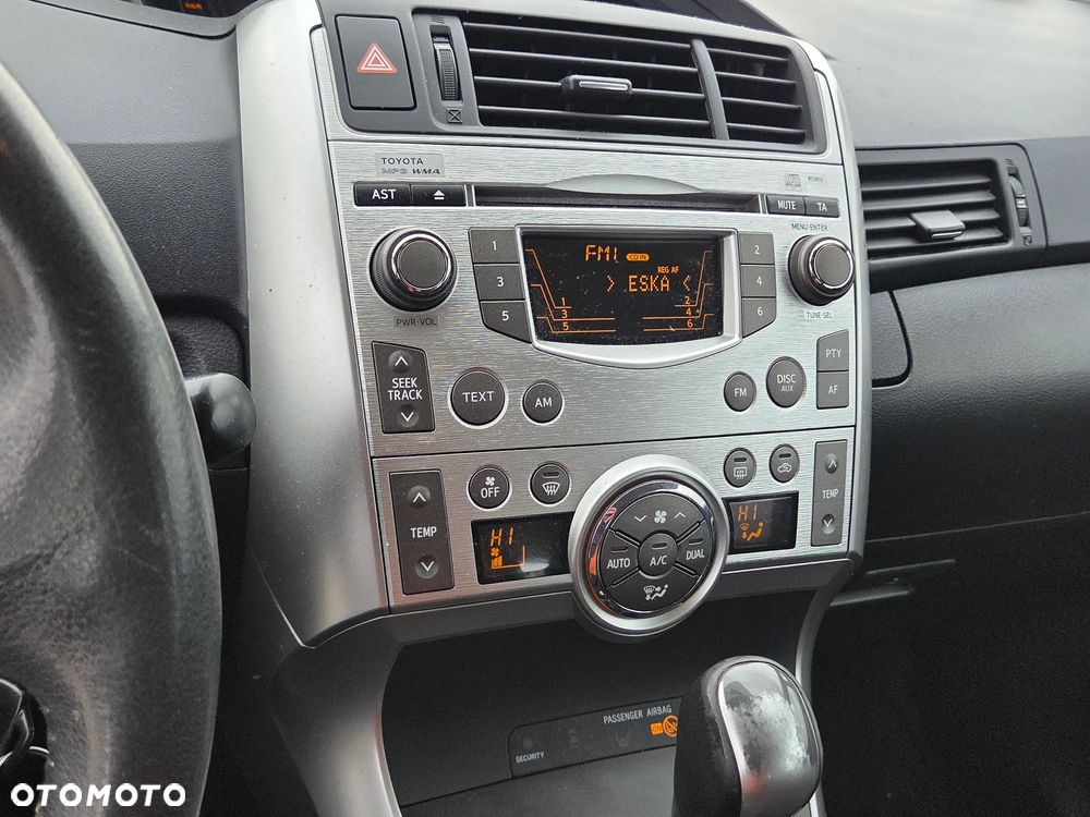 Toyota Verso 1.8 Multidrive Edition - 7