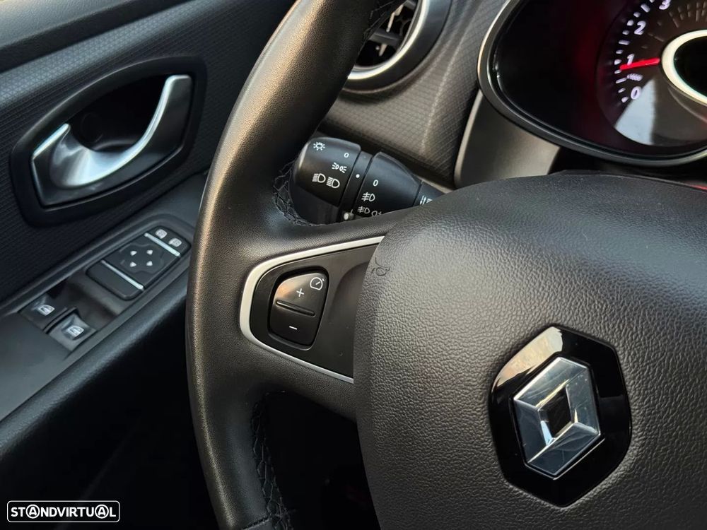 Renault Clio 1.5 dCi Limited EDition - 14