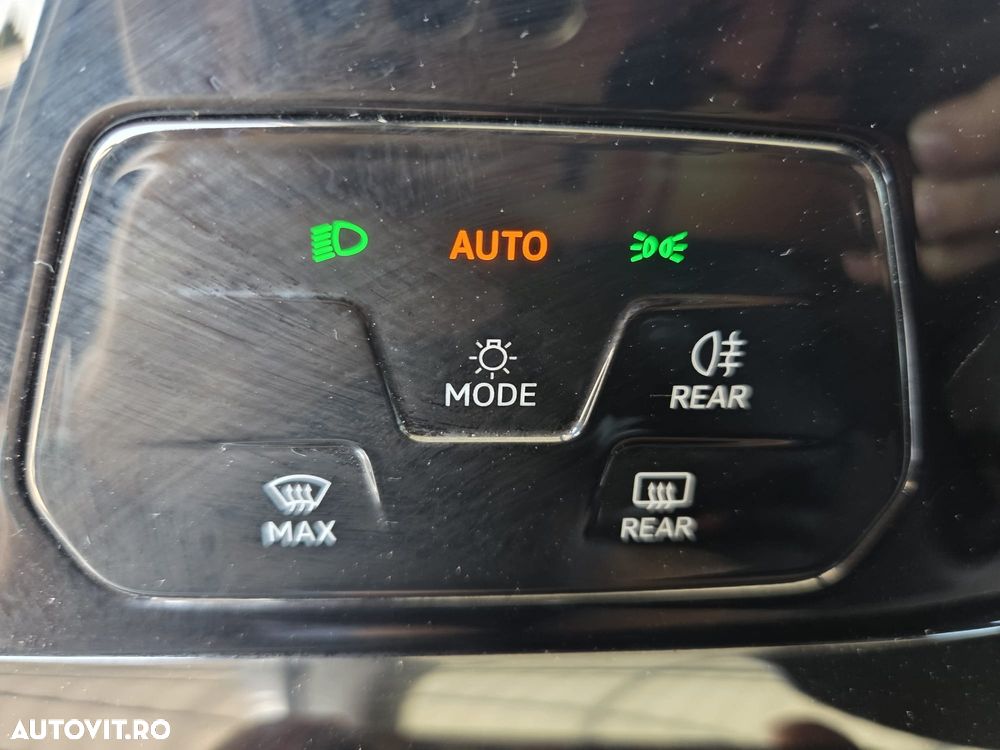 Volkswagen Golf 2.0 TDI Life - 25