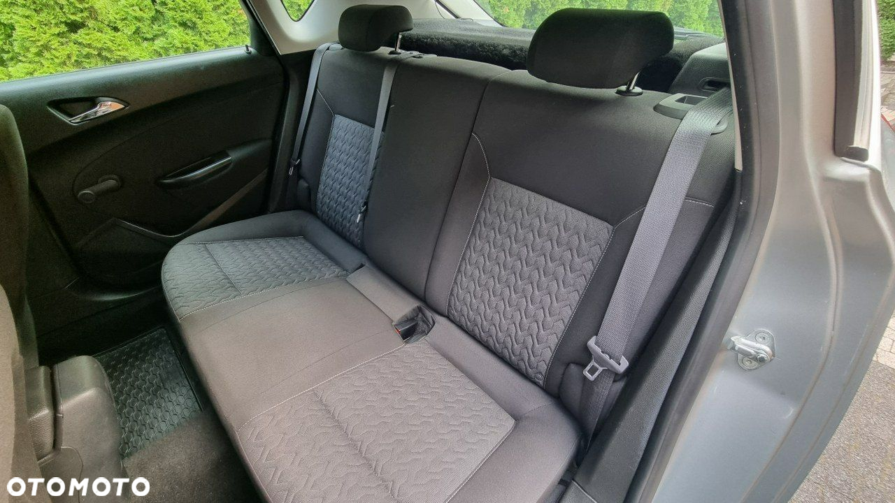 Opel Astra - 16