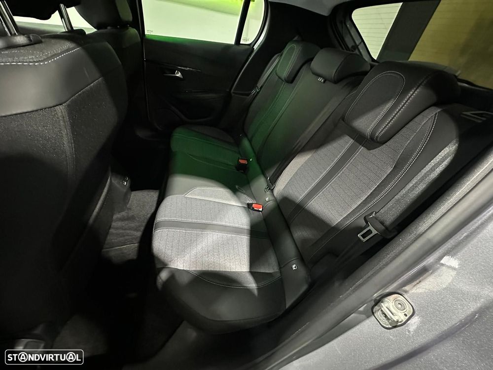 Peugeot e-208 50 kWh Active Pack - 27