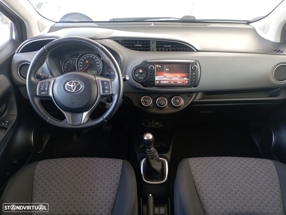 Toyota Yaris 1.4 D-4D Comfort - 8