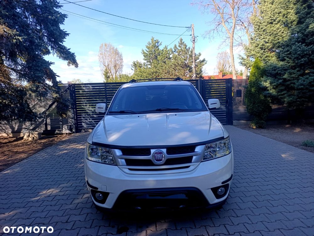 Fiat Freemont 2.0 Multijet 16V DPF Automatik Allrad Lounge - 3