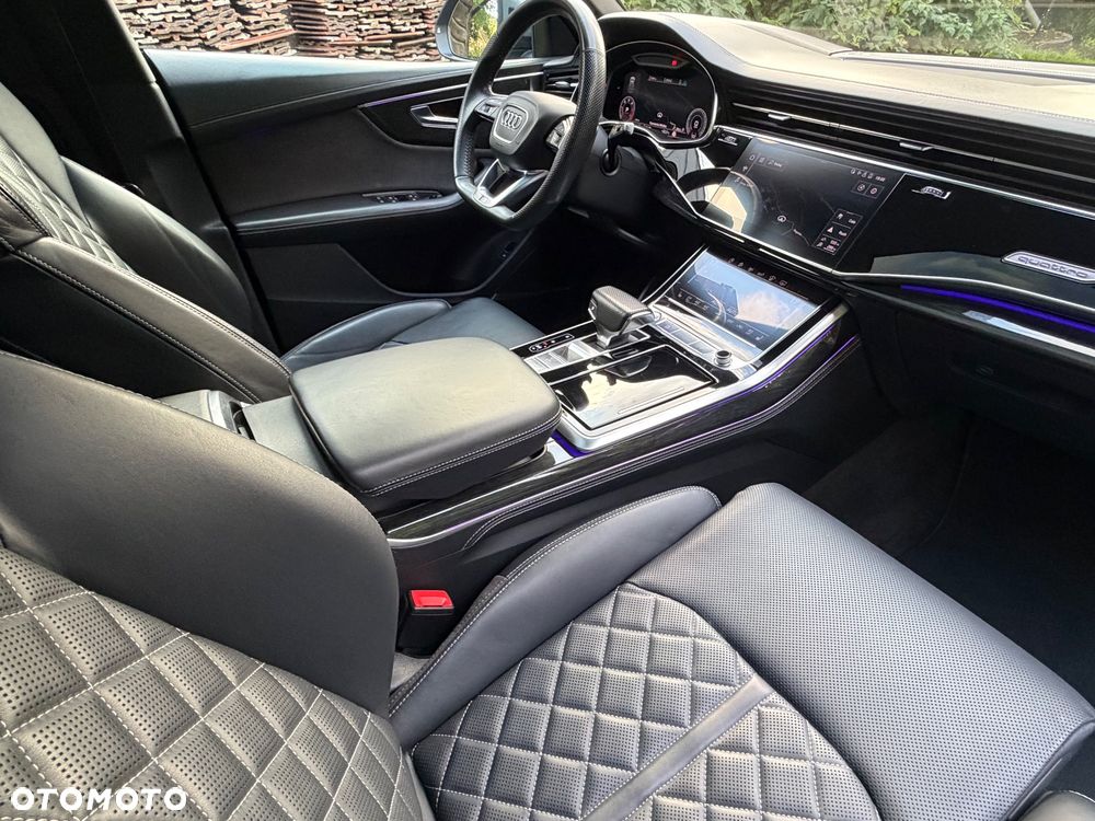 Audi Q8 50 TDI mHEV Quattro Tiptronic - 23