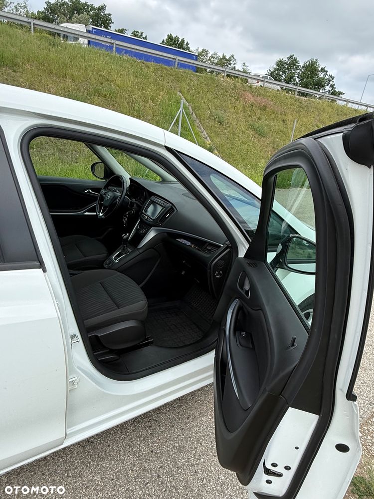 Opel Zafira Tourer 2.0 CDTI Automatik Business Innovation - 3