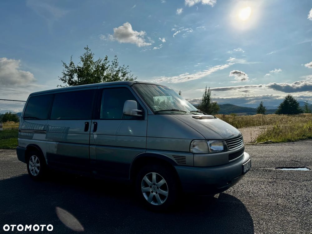 Volkswagen Multivan - 5