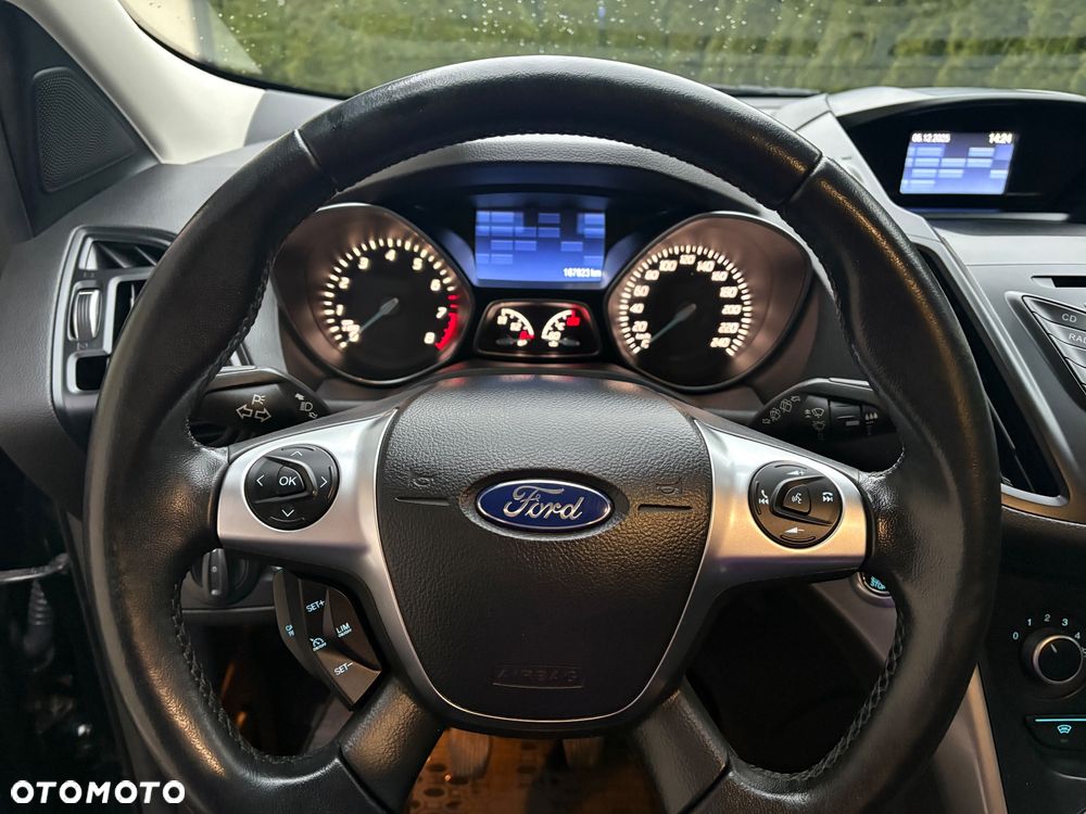 Ford Kuga 1.5 EcoBoost 2x4 Trend - 17