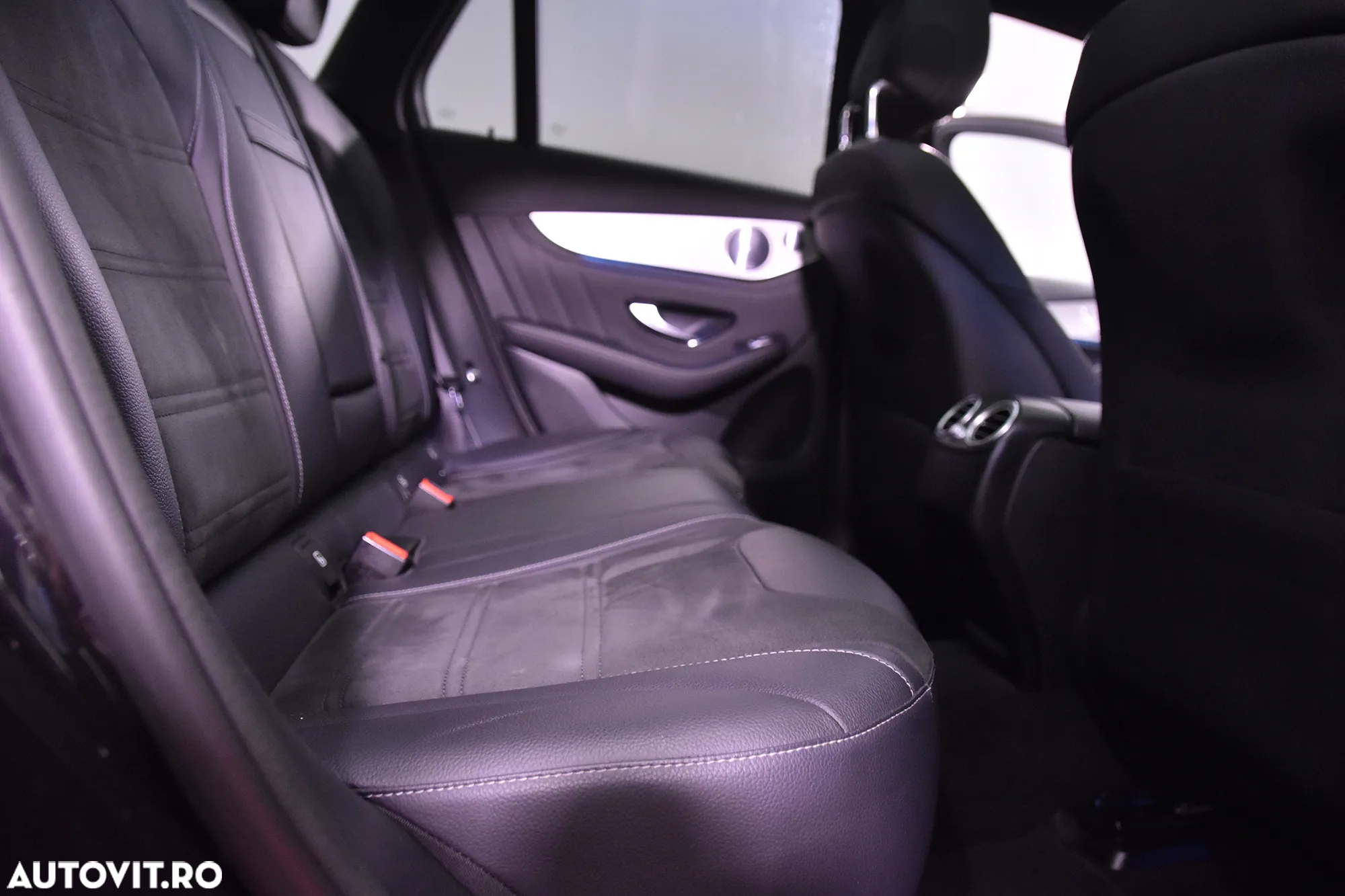 Mercedes-Benz GLC 63 AMG S 4MATIC - 12