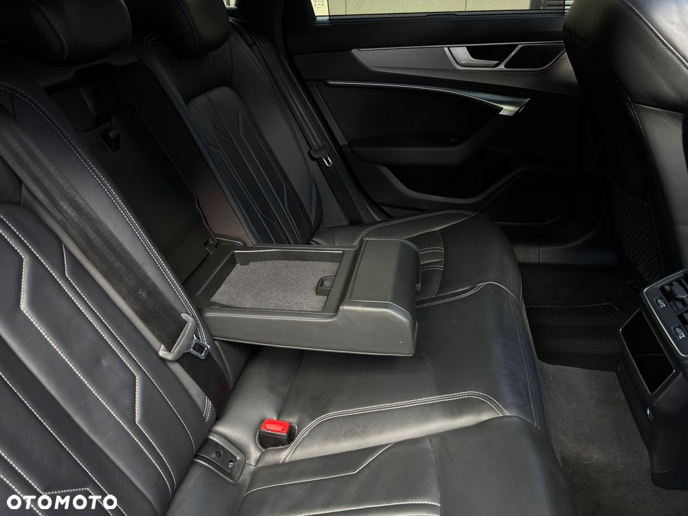 Audi A6 Avant - 16