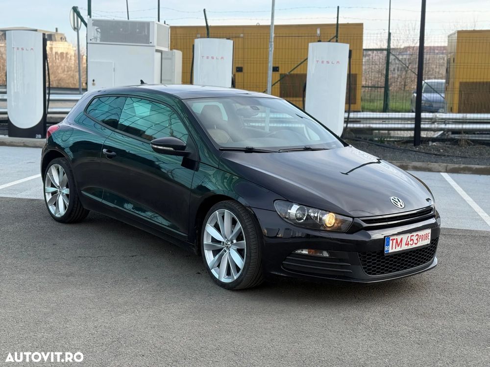 Volkswagen Scirocco 2.0 TDI DSG Blue Motion Technologie Match - 2