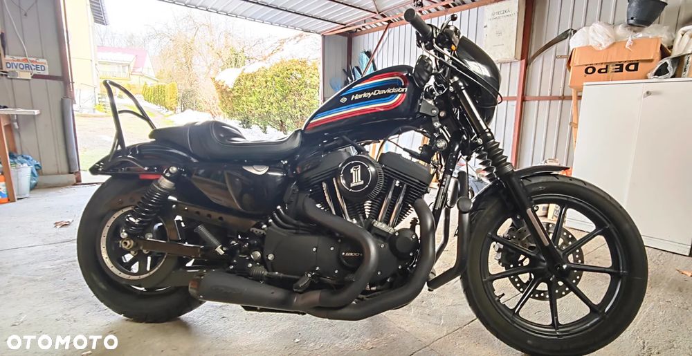 Harley-Davidson Sportster Iron 1200 - 14
