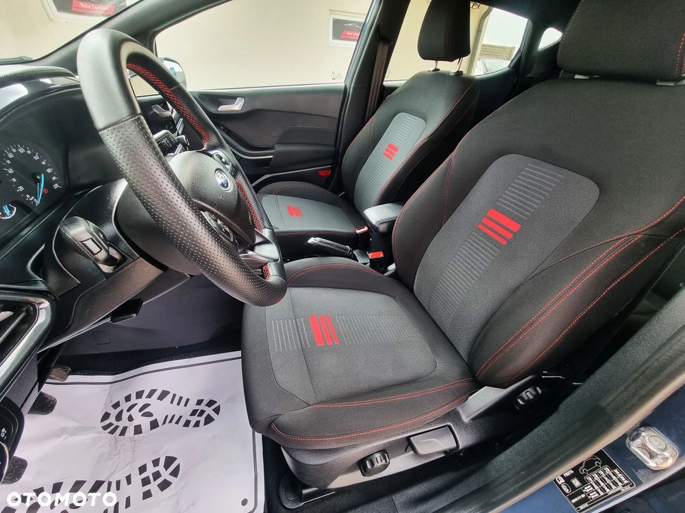 Ford Fiesta - 11