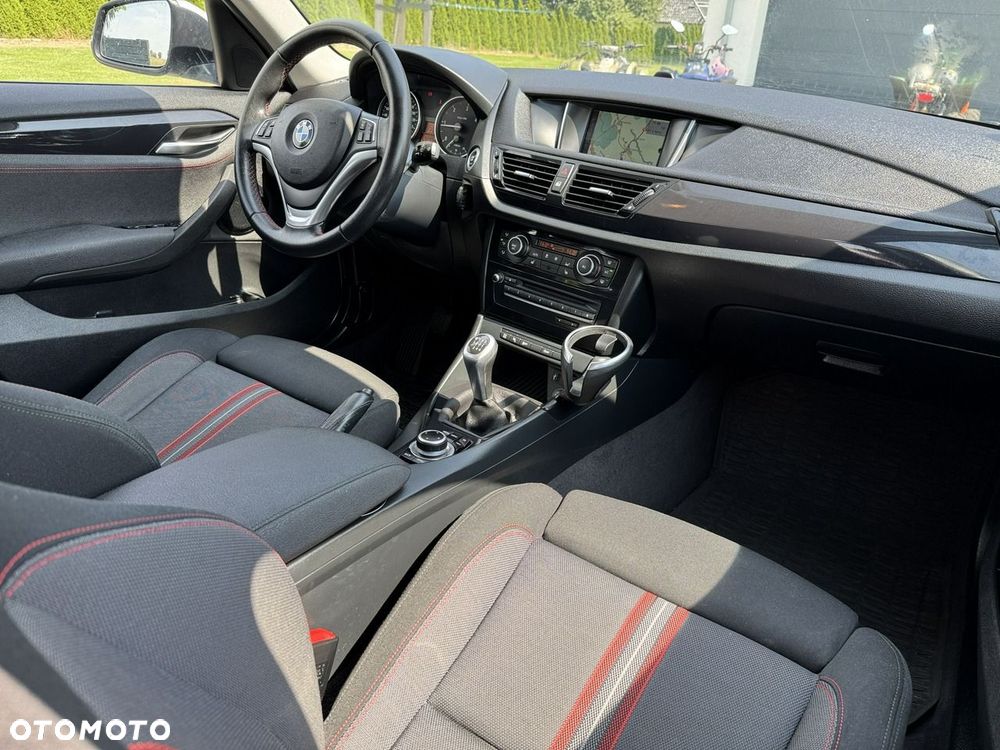 BMW X1 sDrive18d Sport Line - 8