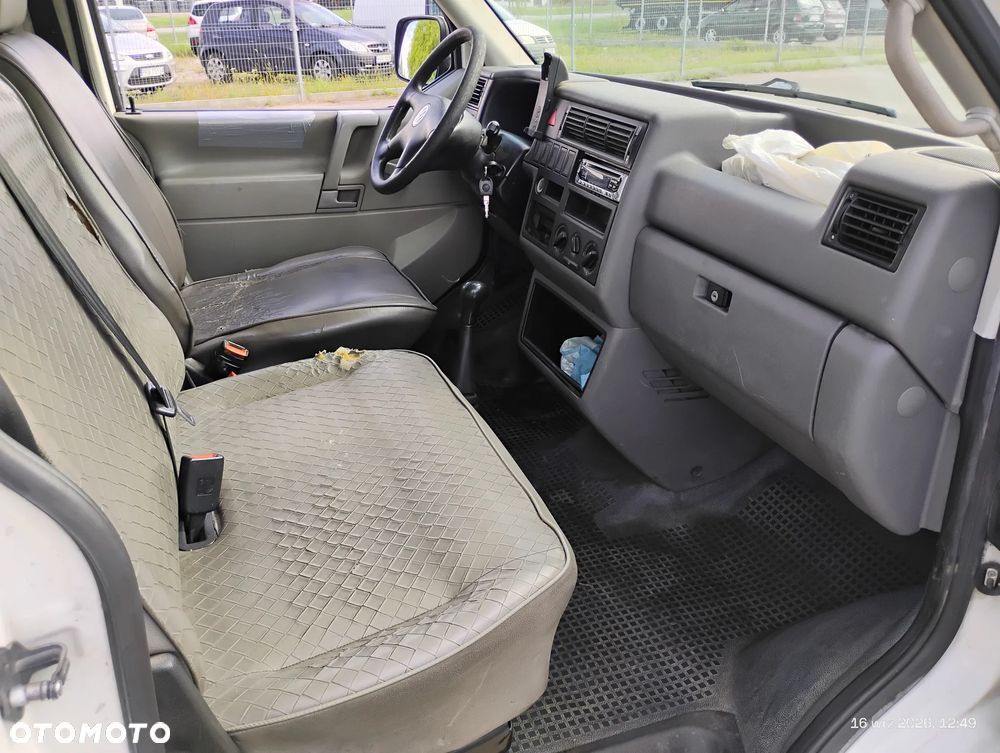 Volkswagen Transporter Escapade - 11