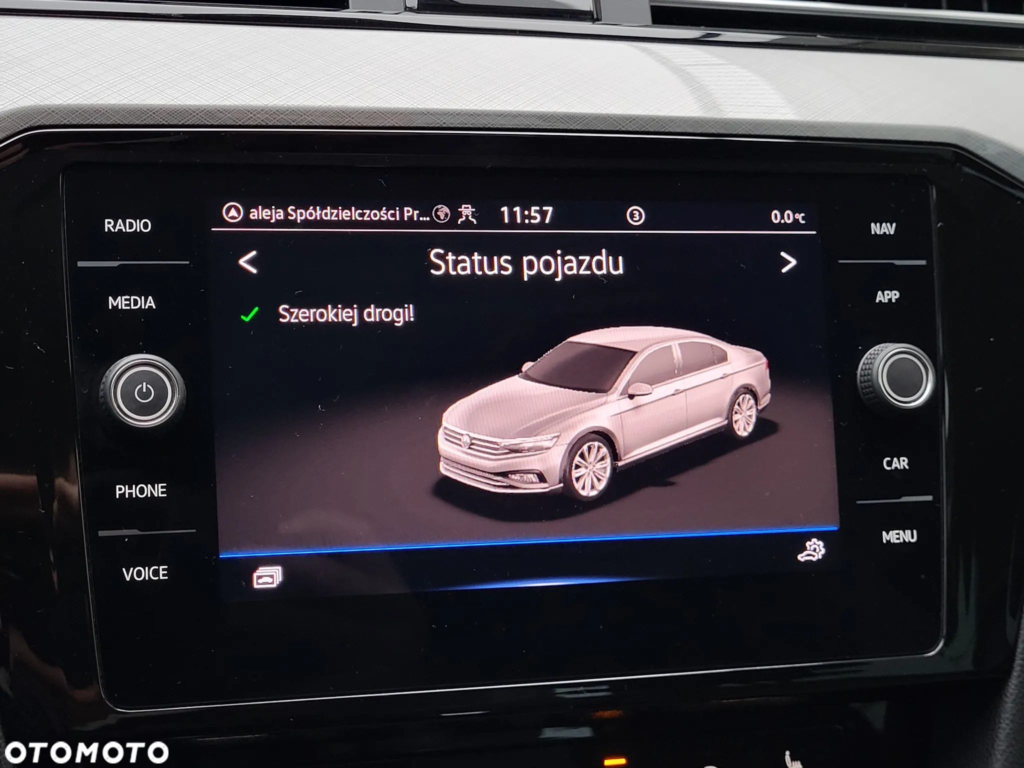 Volkswagen Passat - 17