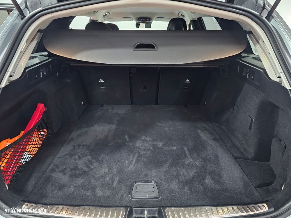 Mercedes-Benz C 200 - 23