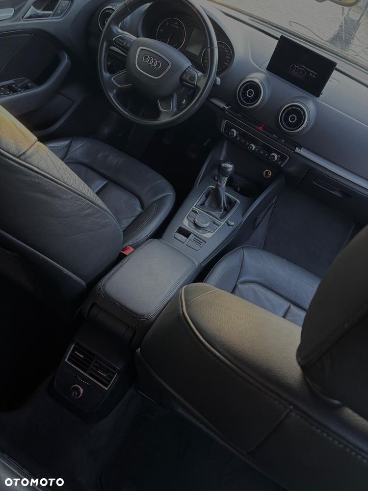 Audi A3 Sportback - 6