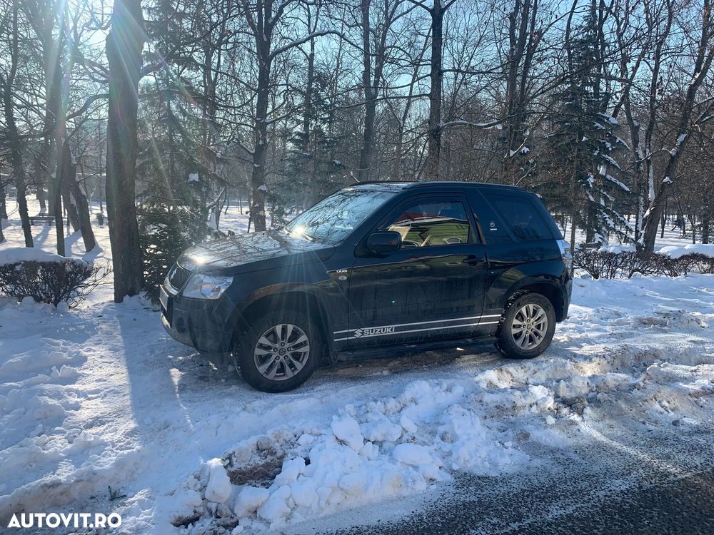 Suzuki Grand Vitara 1.9 DDiS Club DPF - 3