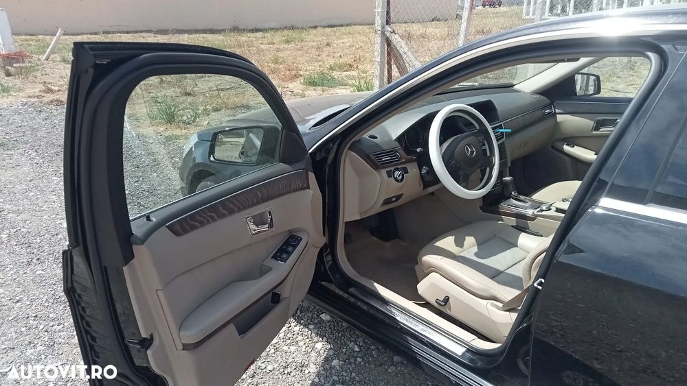 Mercedes-Benz E 220 CDI BlueEfficiency Aut. - 2